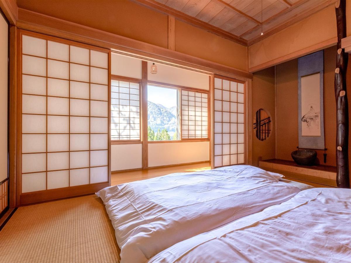 Guest House Takazuri-Kita Nanto Esterno foto